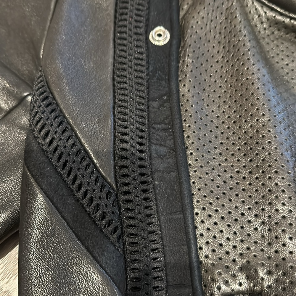 IRO Inaya Leather Jacket - Picture 4 of 7